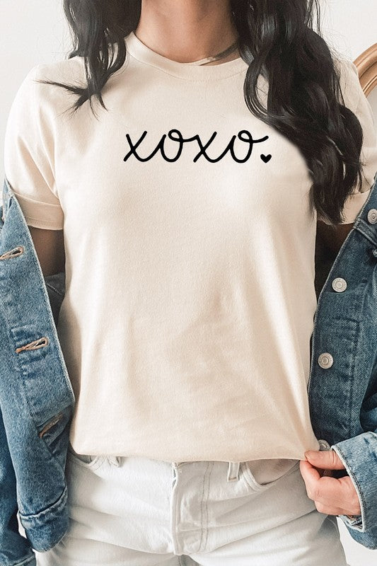 XOXO Heart Lover Valentines Day PLUS SIZE Tee