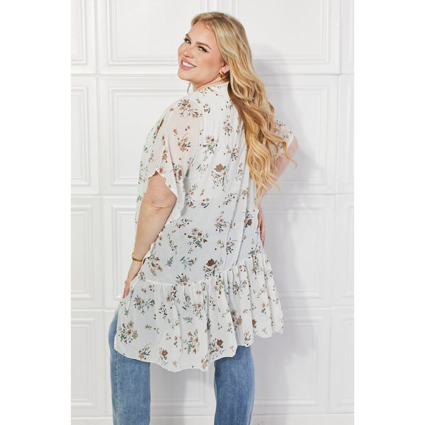 Justin Taylor Meadow of Daisies Floral Kimono